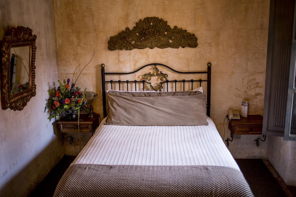 Hotel La Casona De Antigua Exteriör bild